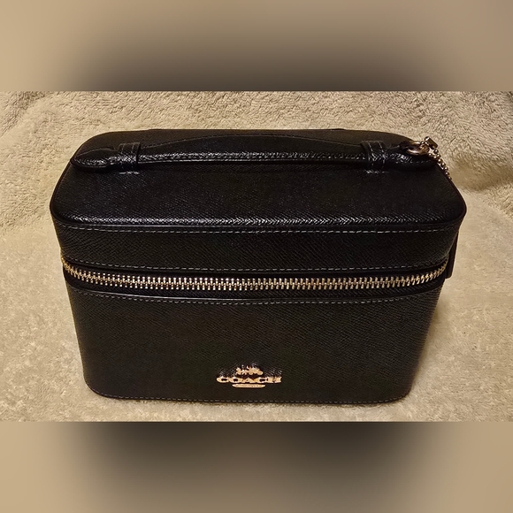 Coach Cosmetic Case CW727 - Picture 4 of 8